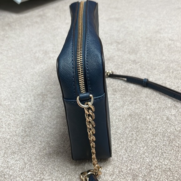 Michael Kors Jet Set Travel chain Crossbody bag - Picture 9 of 9